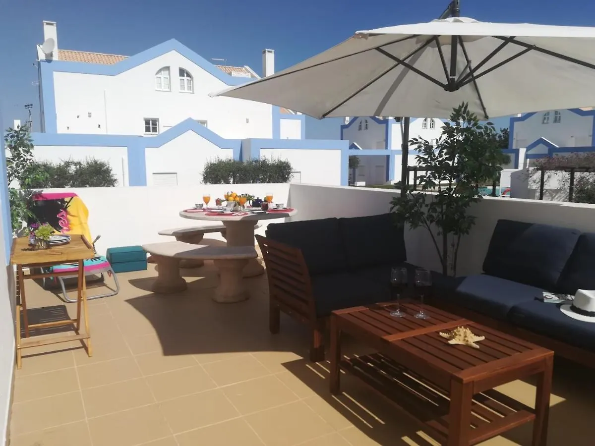 Vila Alto Do Perogil E2 Tavira 0*,  Portugalsko